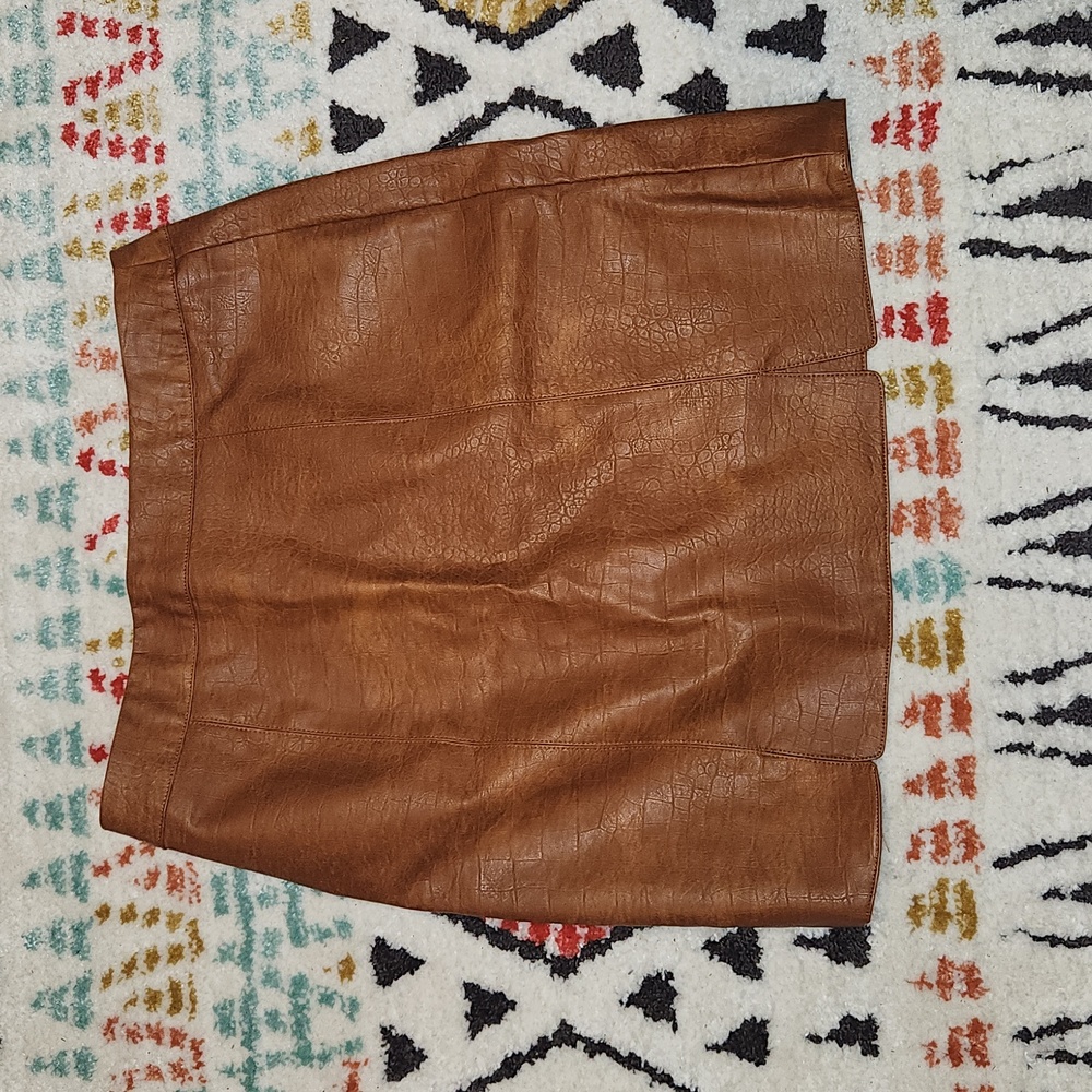 Size Small Loveriche Leather Skirt